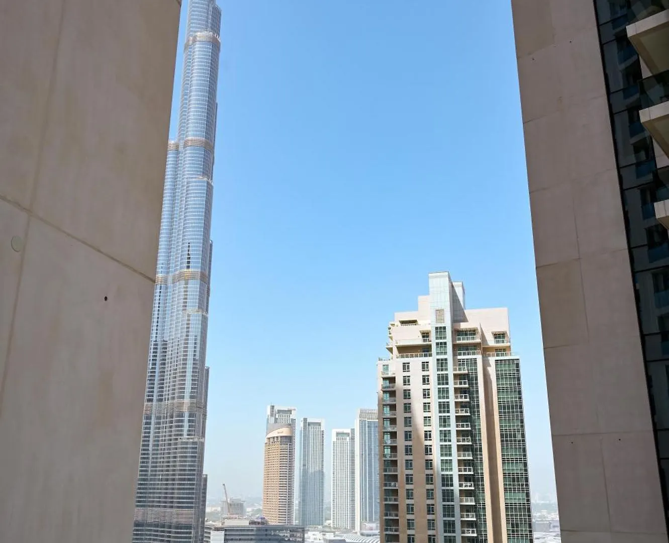 Stylish Downtown Dubai Stay Act 1 Act 2 Tower 1 contacts