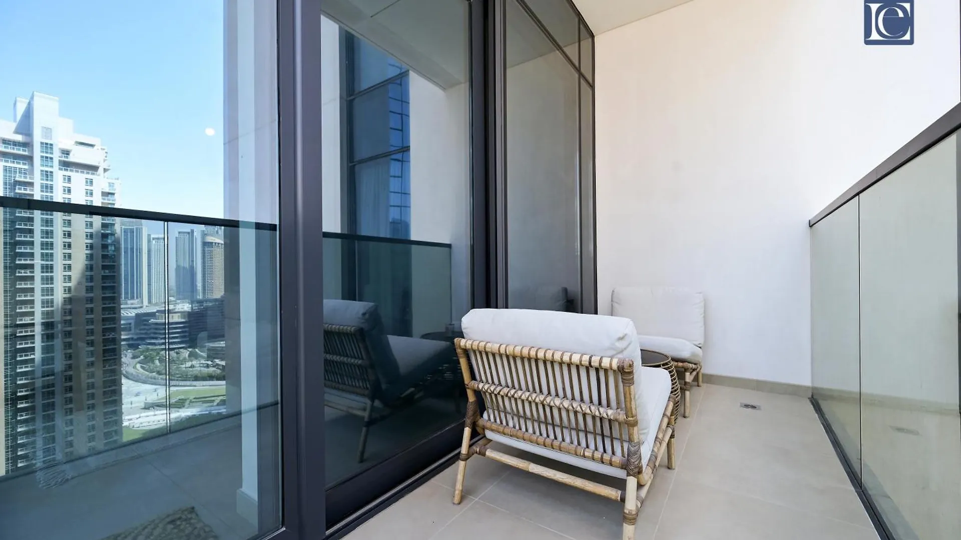 Apartment Stylish Downtown Dubai Stay Act 1 Act 2 Tower 1